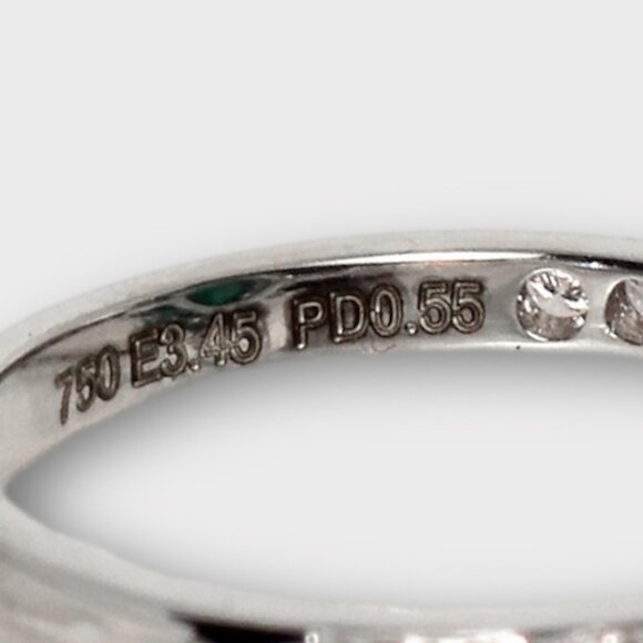 Emerald Engagement Ring - Picture 5 of 9